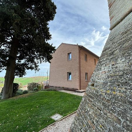 Castello Di Monterado Hotel Exterior foto
