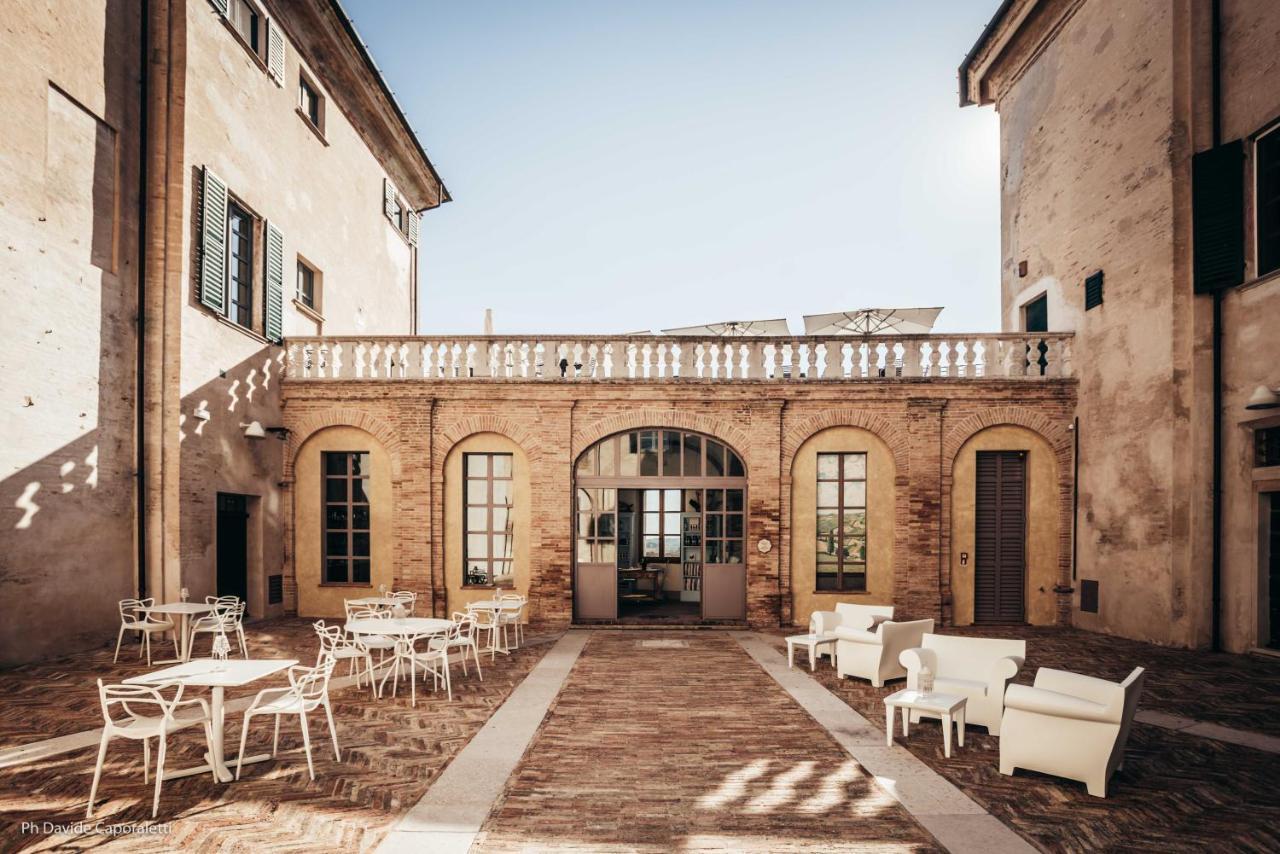 Castello Di Monterado Hotel Exterior foto